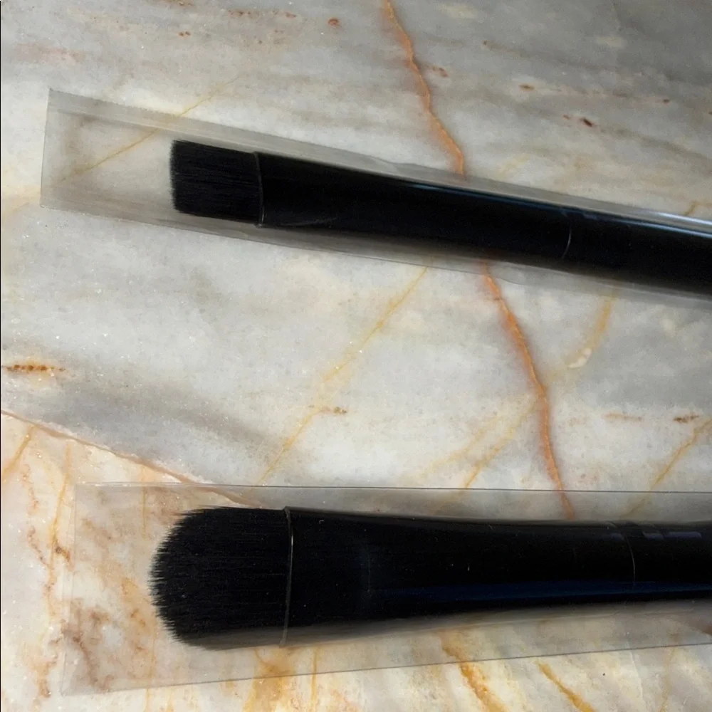 Morphe Black Precision Brushes‎ Set of 2